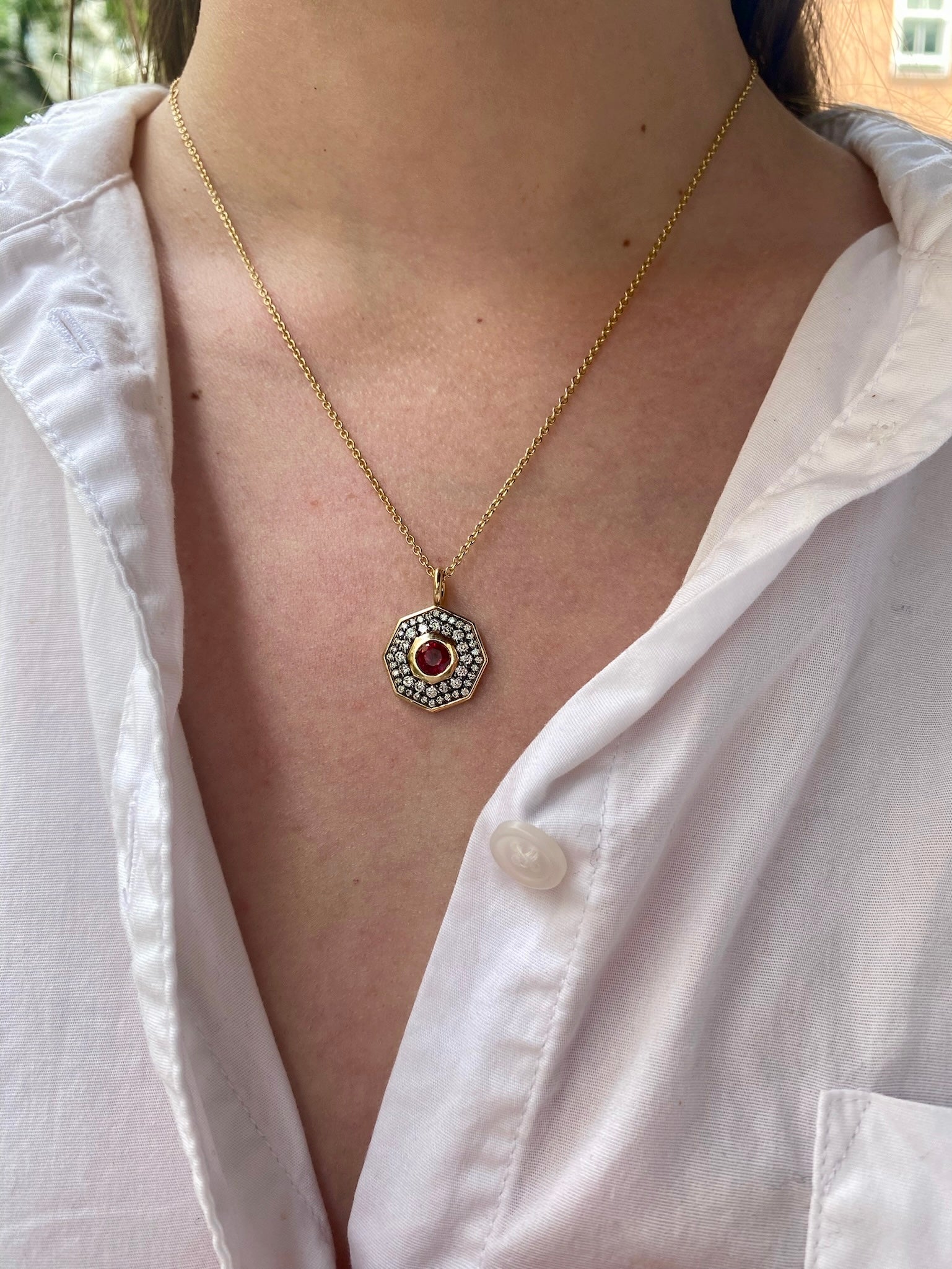 spinel pendant necklace