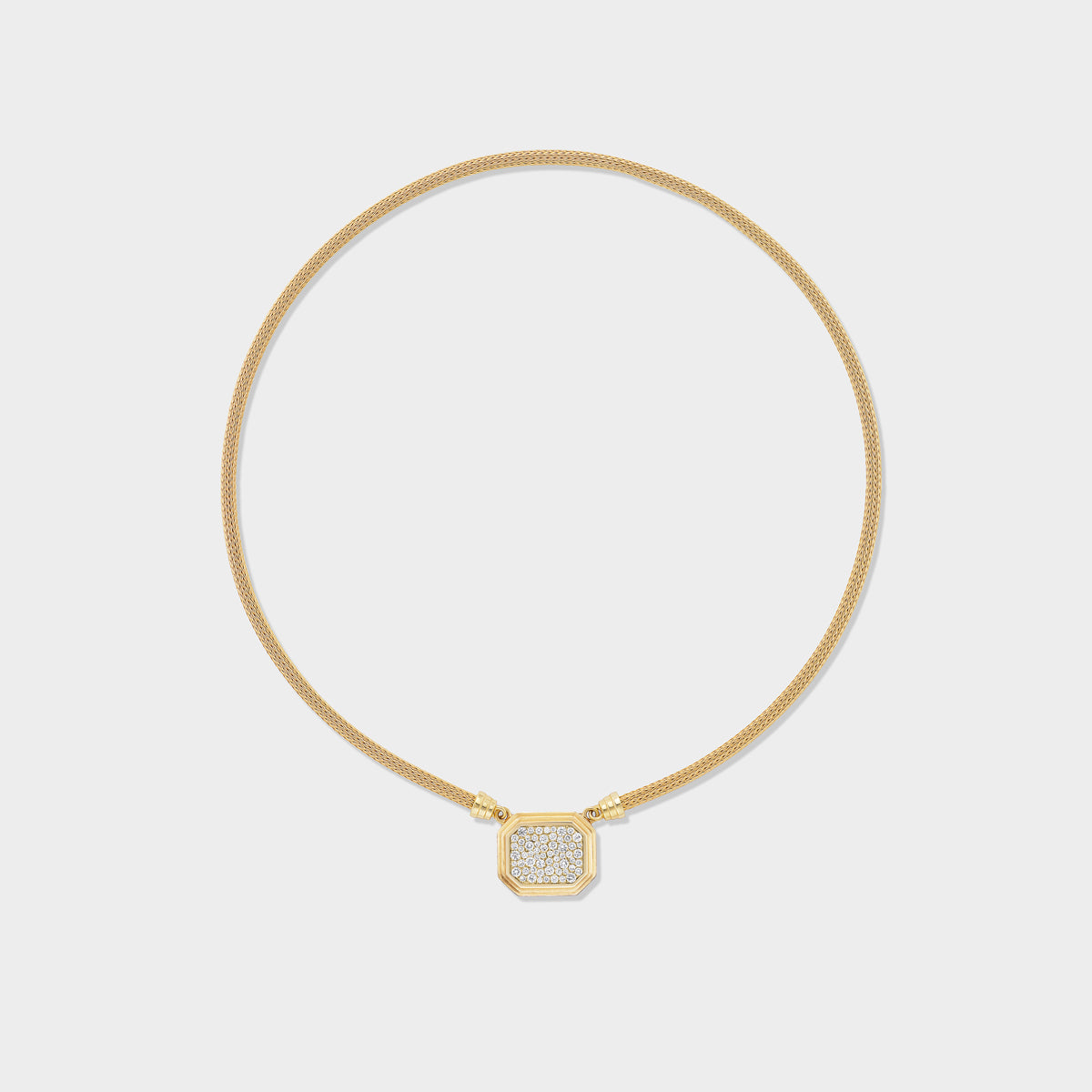 Jumbo Pavé Pendant on mesh chain, yellow gold